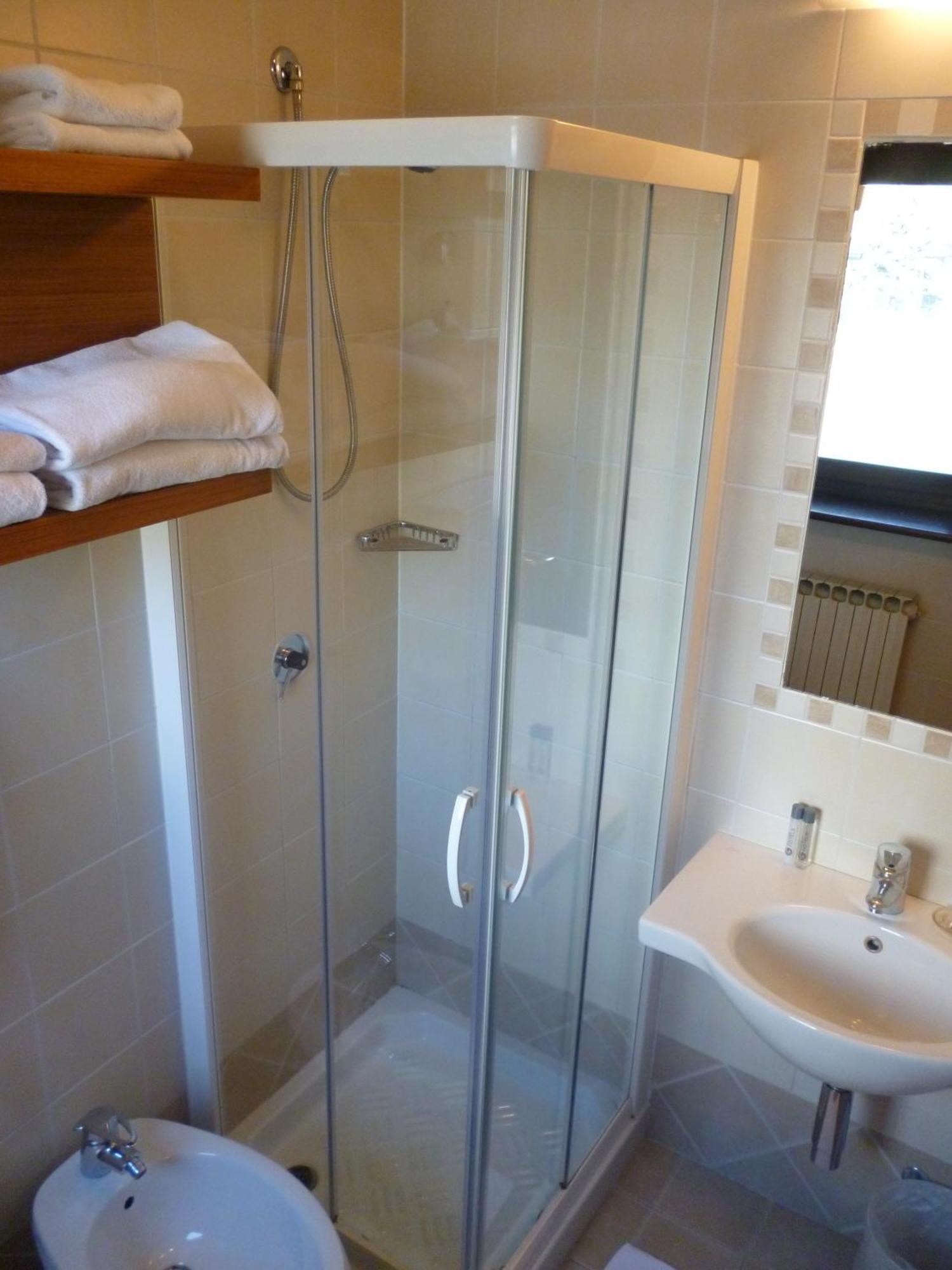 אודינה Hotel Quo Vadis מראה חיצוני תמונה