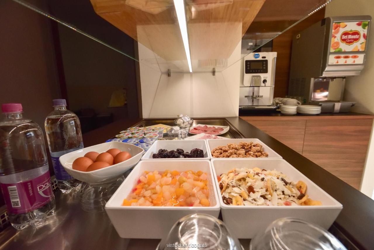 אודינה Hotel Quo Vadis מראה חיצוני תמונה