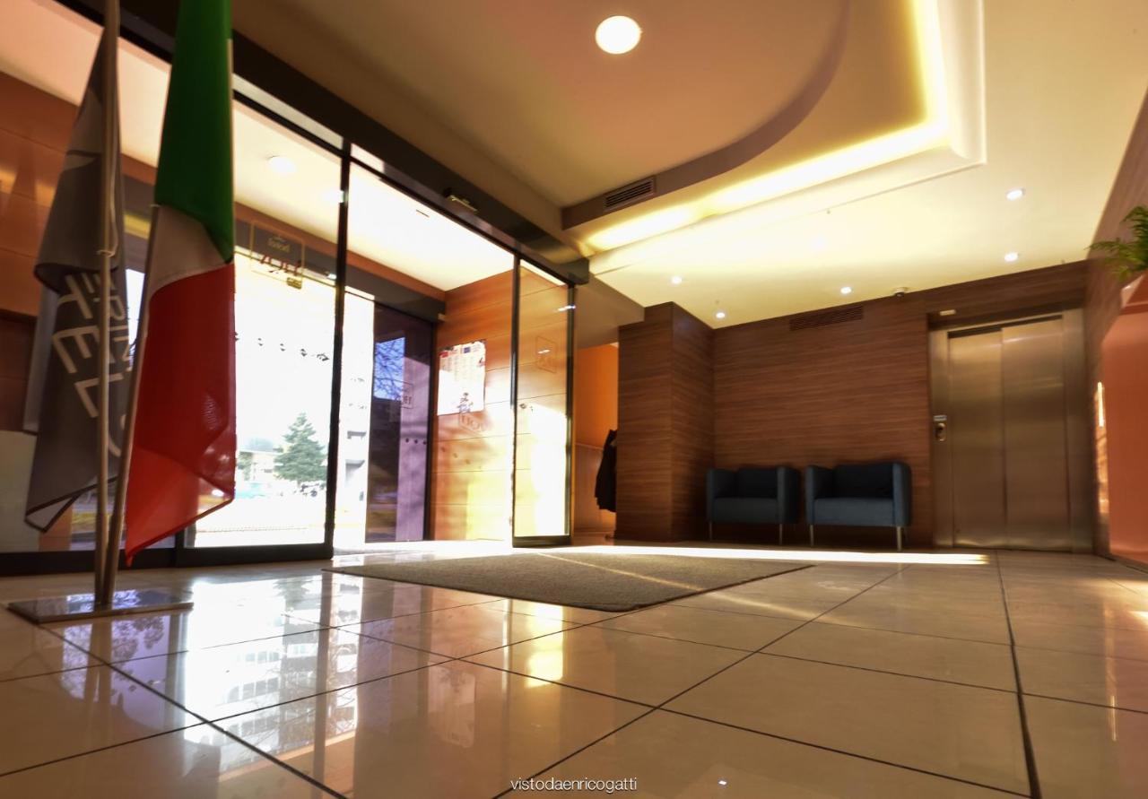 אודינה Hotel Quo Vadis מראה חיצוני תמונה