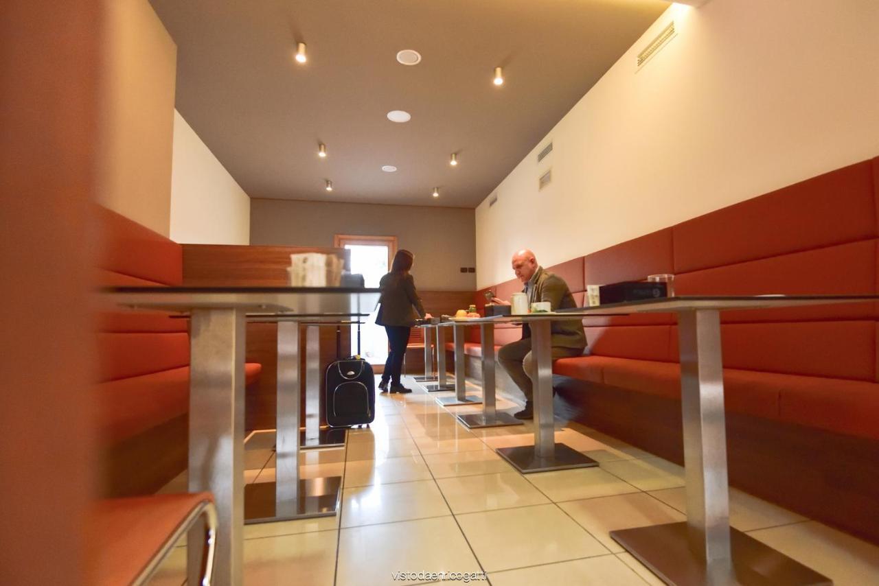 אודינה Hotel Quo Vadis מראה חיצוני תמונה